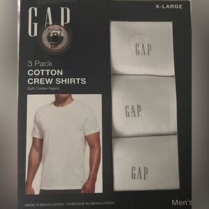 GAP Men's Cotton Crew Shirts - 3 Pack White